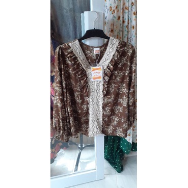 Blouse wanita import