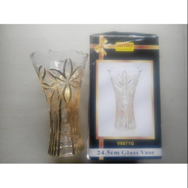 Vas Bunga Gold Flower Motif