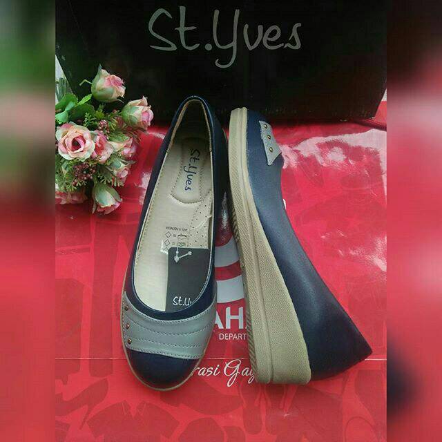 St. Yves BK667NV