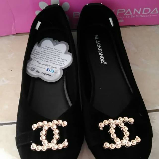black panda hitam