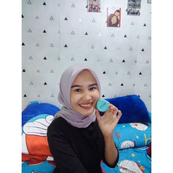 eliza beauty eby
