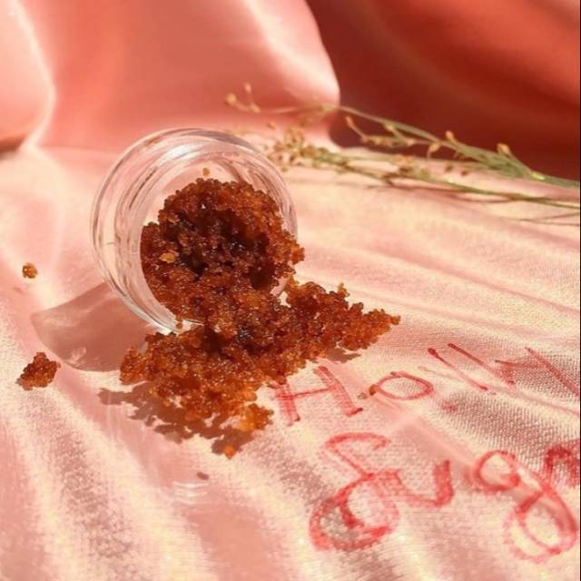 Lipscrub by holly sugar