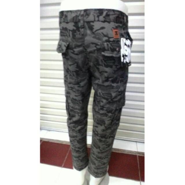 Celana jeans army