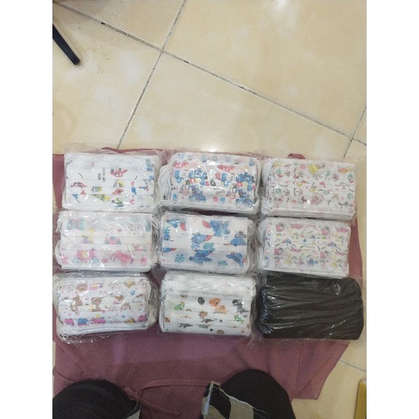 Masker anak Karakter