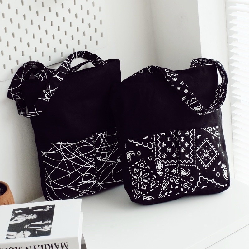 TOTE BAG KANVAS NOONA POCKET PATTERN