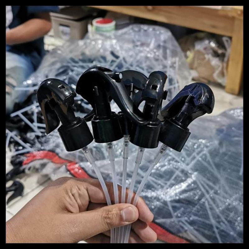 Tutup semprot trigger nec 24 hitam