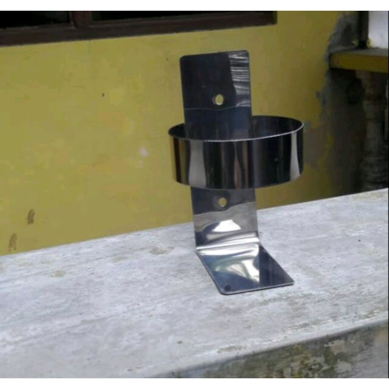 bracket handsanitizer