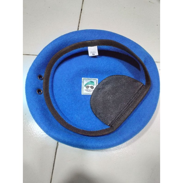 baret pm kacamata