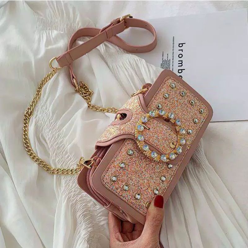 Tas Pesta Batam