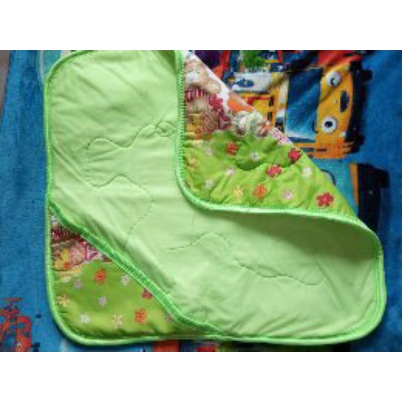 SELIMUT BAYI BERPERGIAN