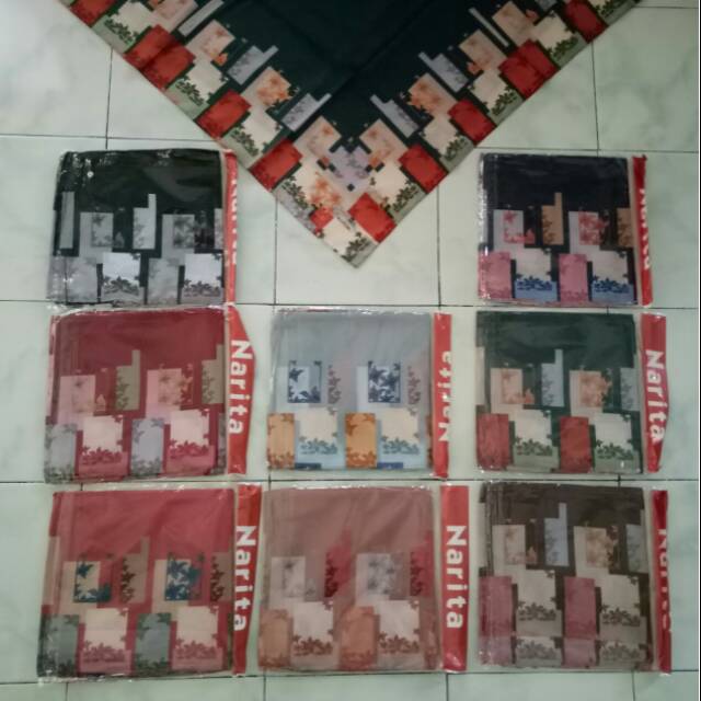 Jilbab Narita