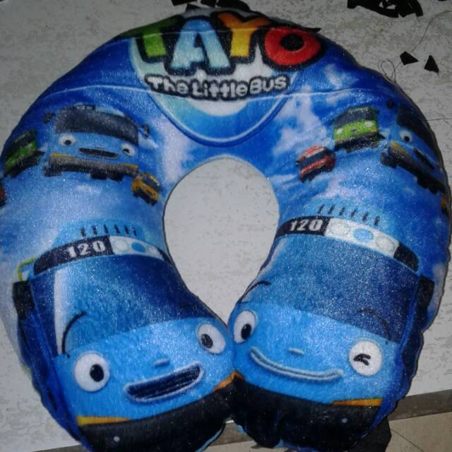 Bantal leher