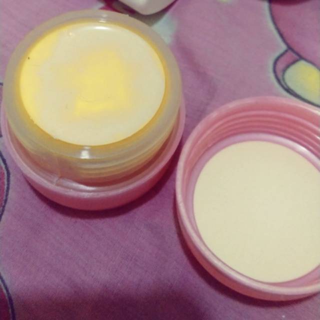 Daily glow padat