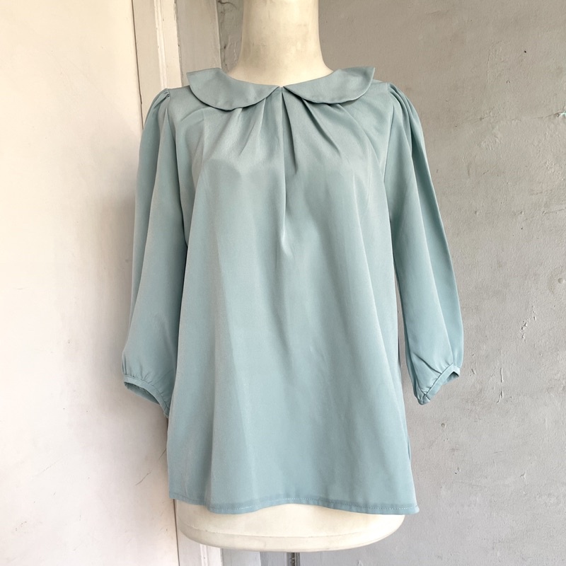 Preloved Blouse Biru