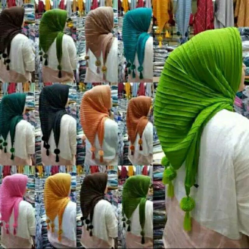 SEGIEMPAT PLISKET POM POM