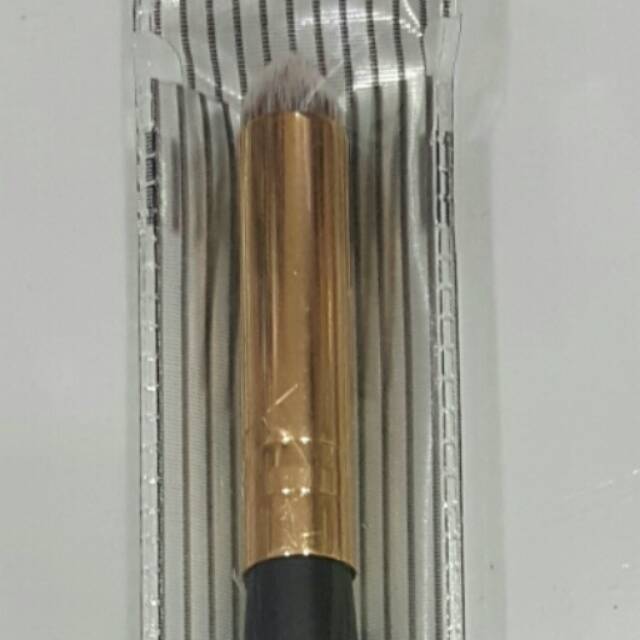 Kuas make up mac ujung runcing foundation eye shadow brush