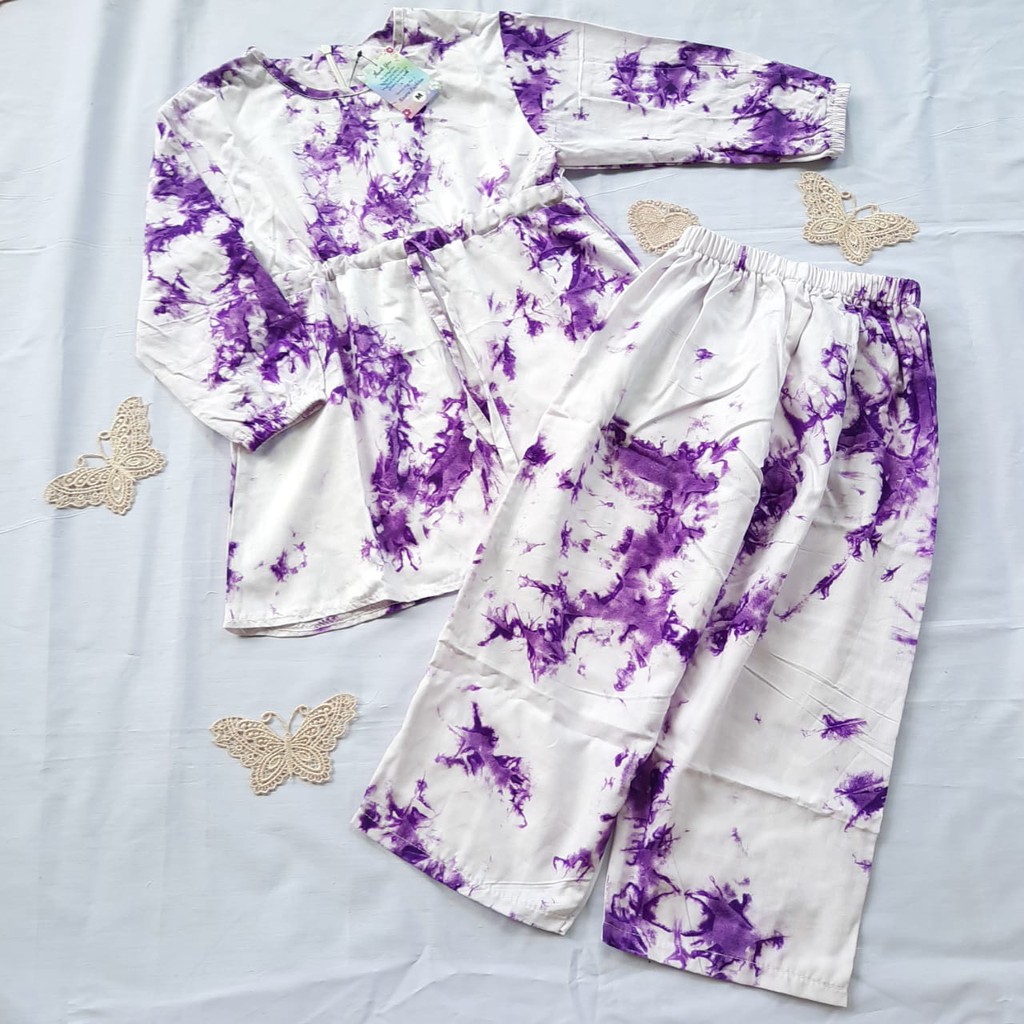 Setelan Tie Dye