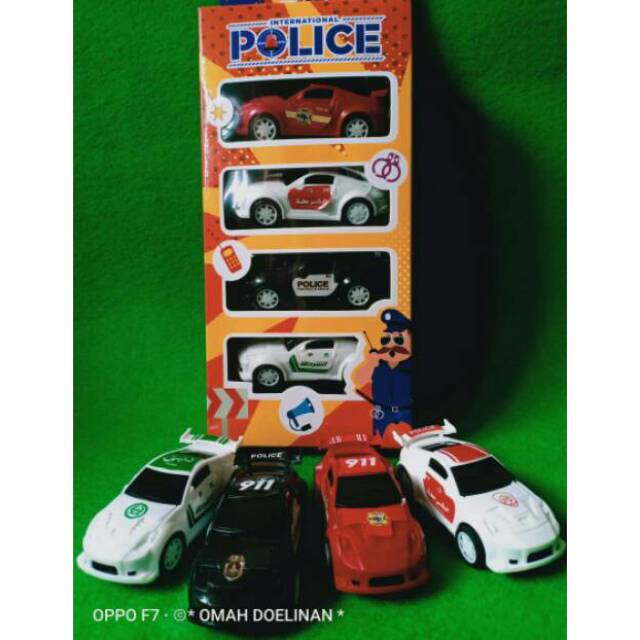 Mainan anak mobil polisi