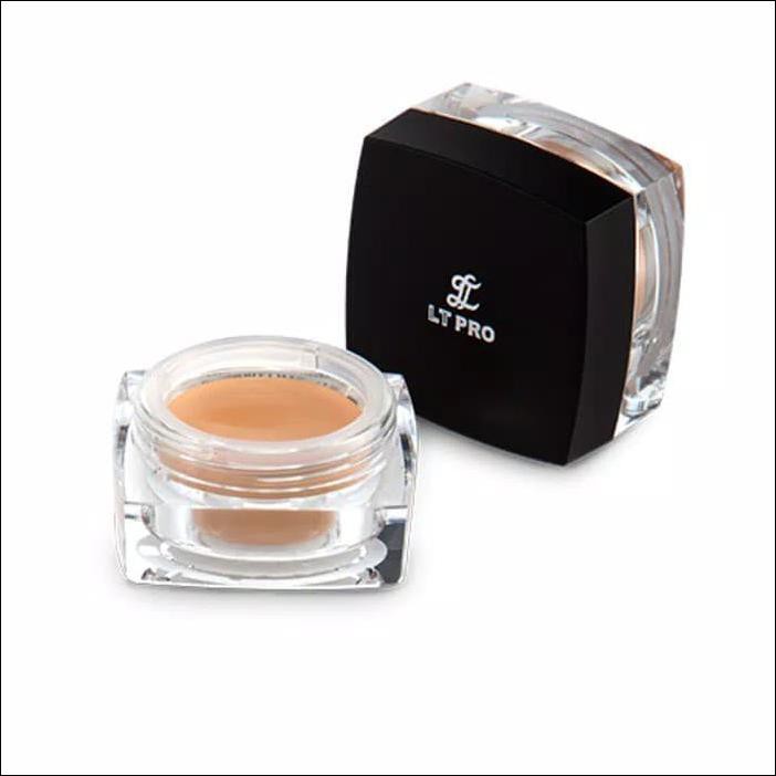 Smooth corrector foundation