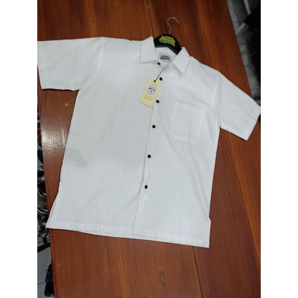 KEMEJA PENDEK PUTIH DEEPHEAVEN