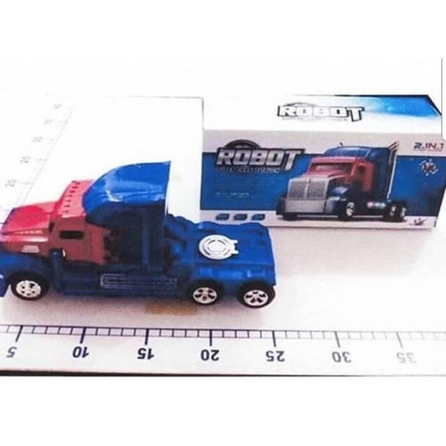 Robot truck transformer