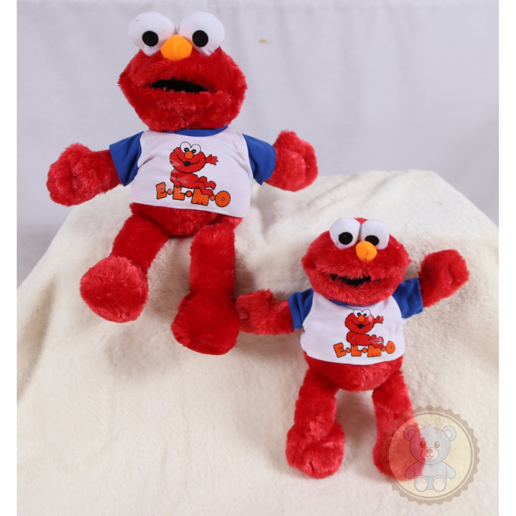 BONEKA ELMO