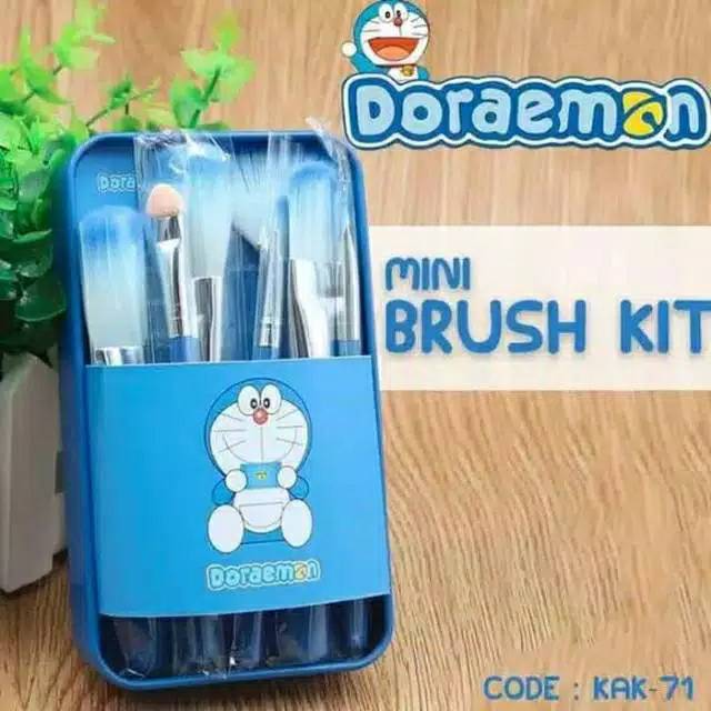 KUAS DORAEMON / HELLO KITTY MAKEUP BRUSH 7in1