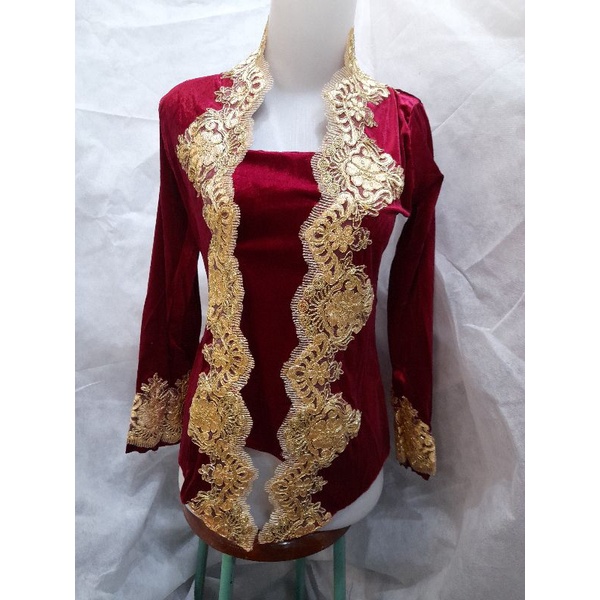kebaya bludru bordir renda