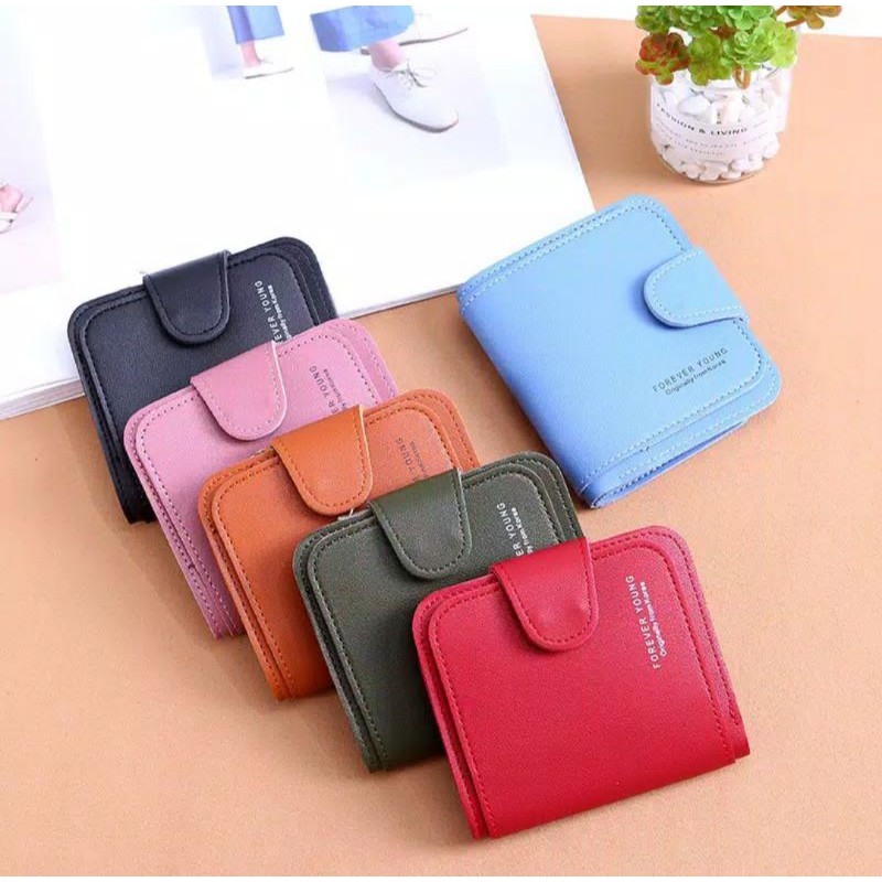 DOMPET PENDEK WANITA D09 FOREVER YOUNG