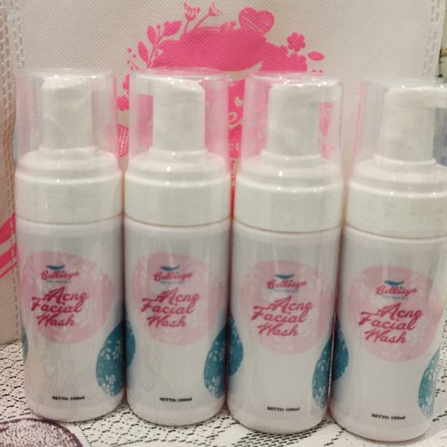 Facial Foam Acne Bellesya
