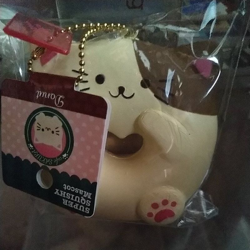 Nic-Cat Donut squishy