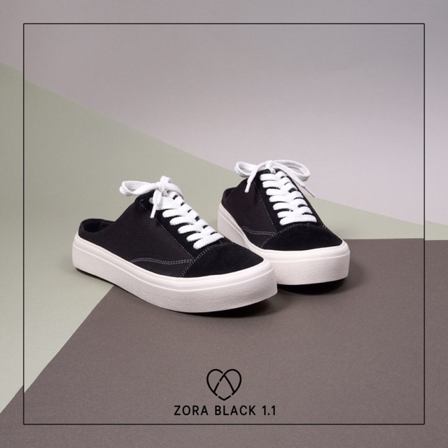 Zora Black Sandal
