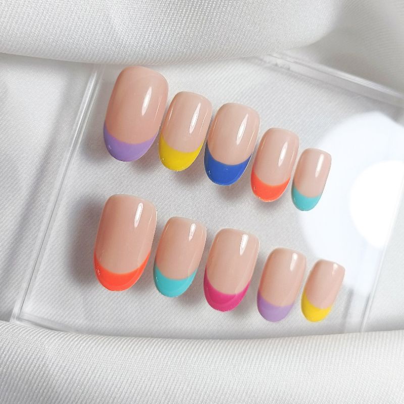 𝐏𝐑𝐄𝐒𝐒 𝐎𝐍 𝐍𝐀𝐈𝐋𝐒 | COLOURFUL FRENCH TIP | FREE GLUE & BUFFER