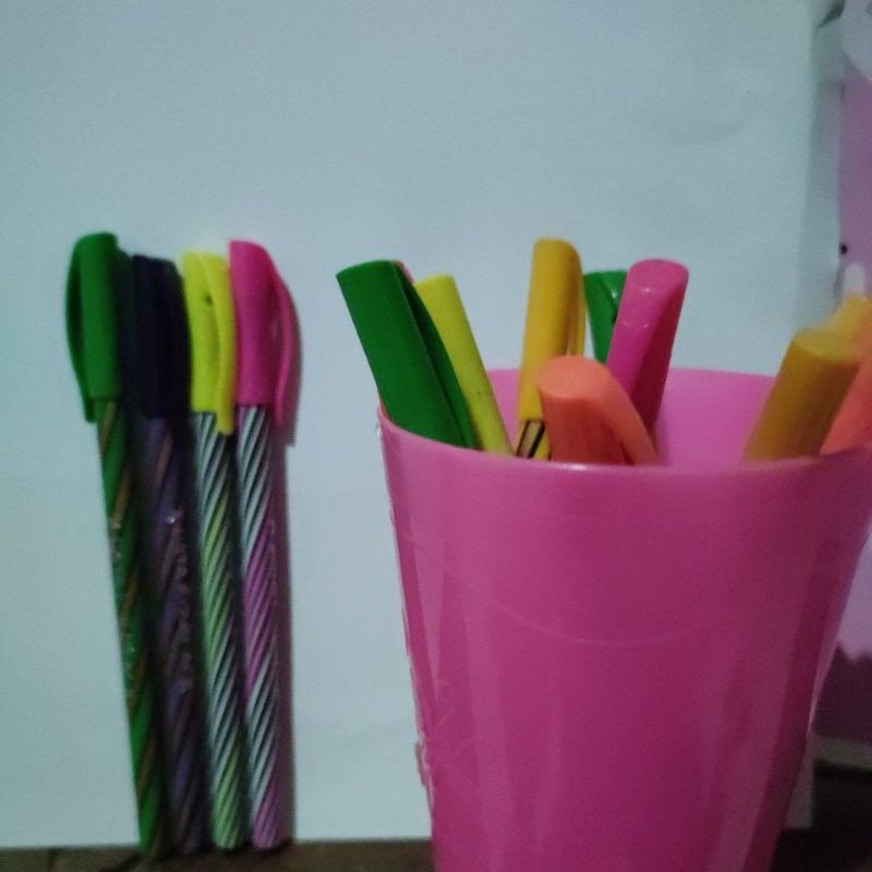 pulpen X -DATA F-1