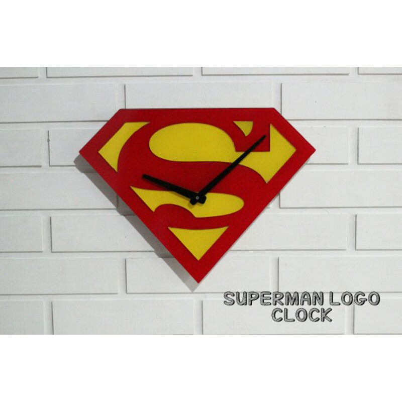 Jam Dinding Logo Superman