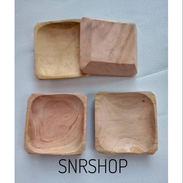 Piring kotak 10cm