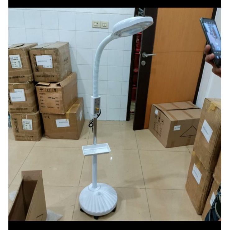 lampu facial LED