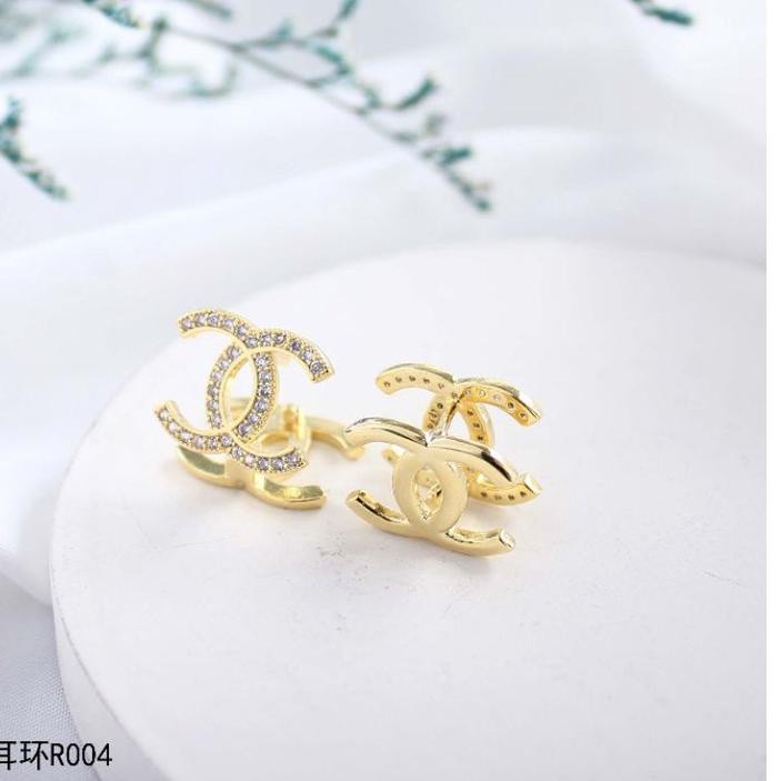 Update Terkini Anting–anting titanium R004.7883