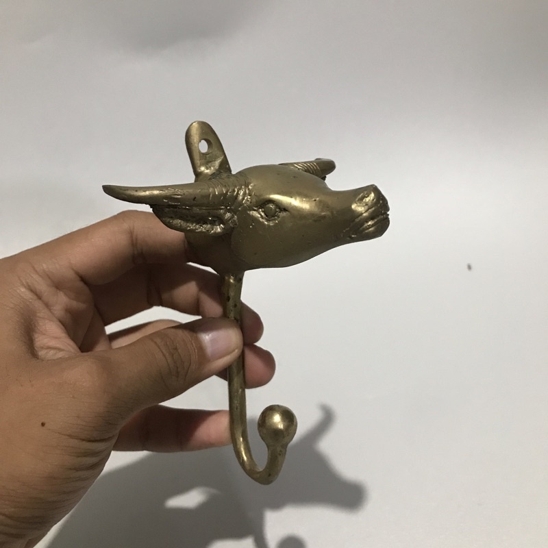 Gantungan Banteng Gold