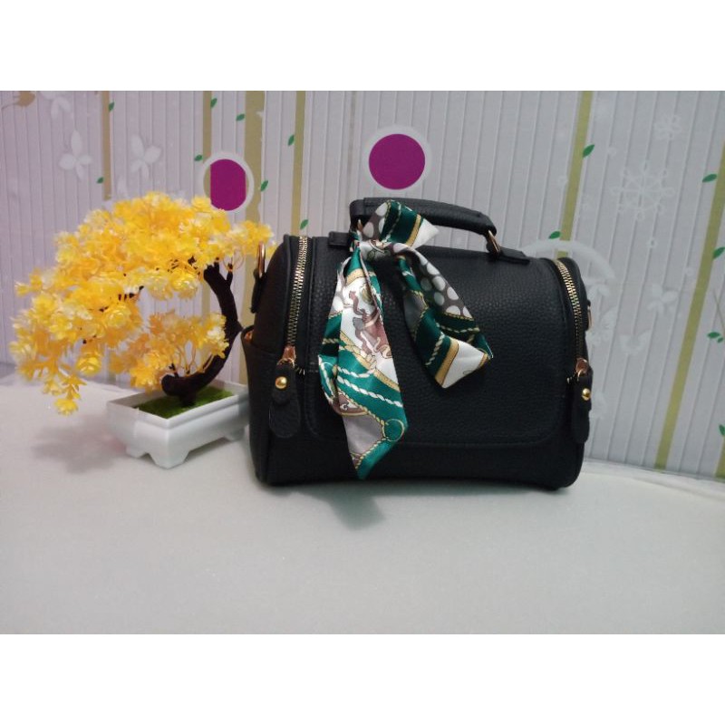 slingbag syal/boneka