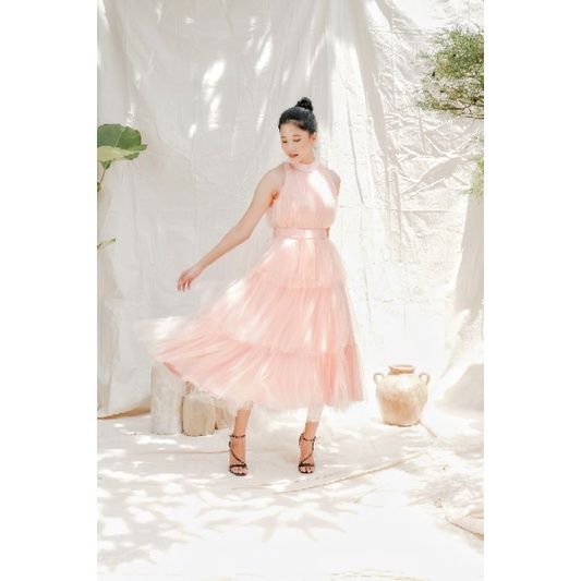 Hee Young dress