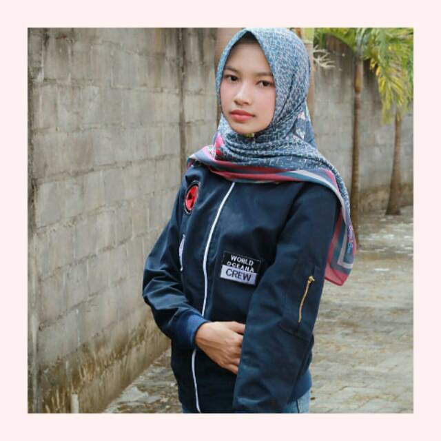 JAKET BOOMBER MARSMELLOW NAVY