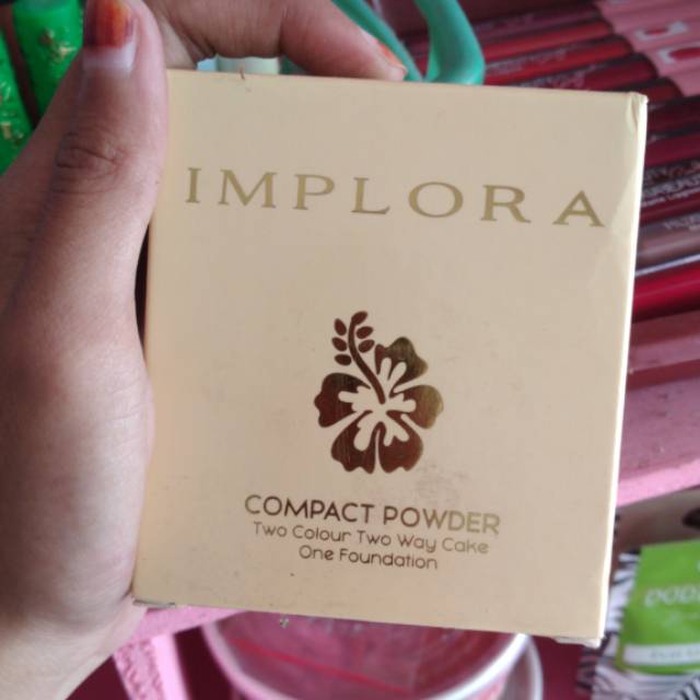 Bedak Implora 3in1