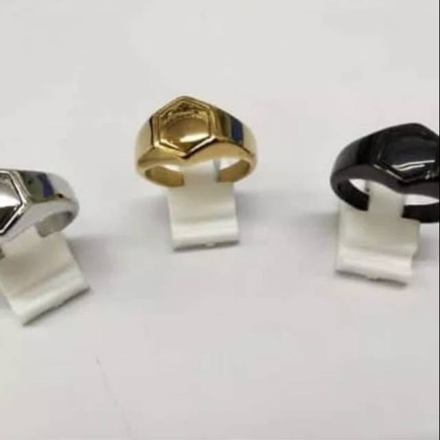 cincin pria karakter titanium