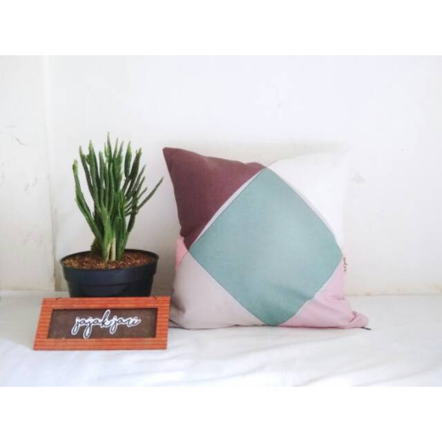 Sarung Bantal Sofa Kursi