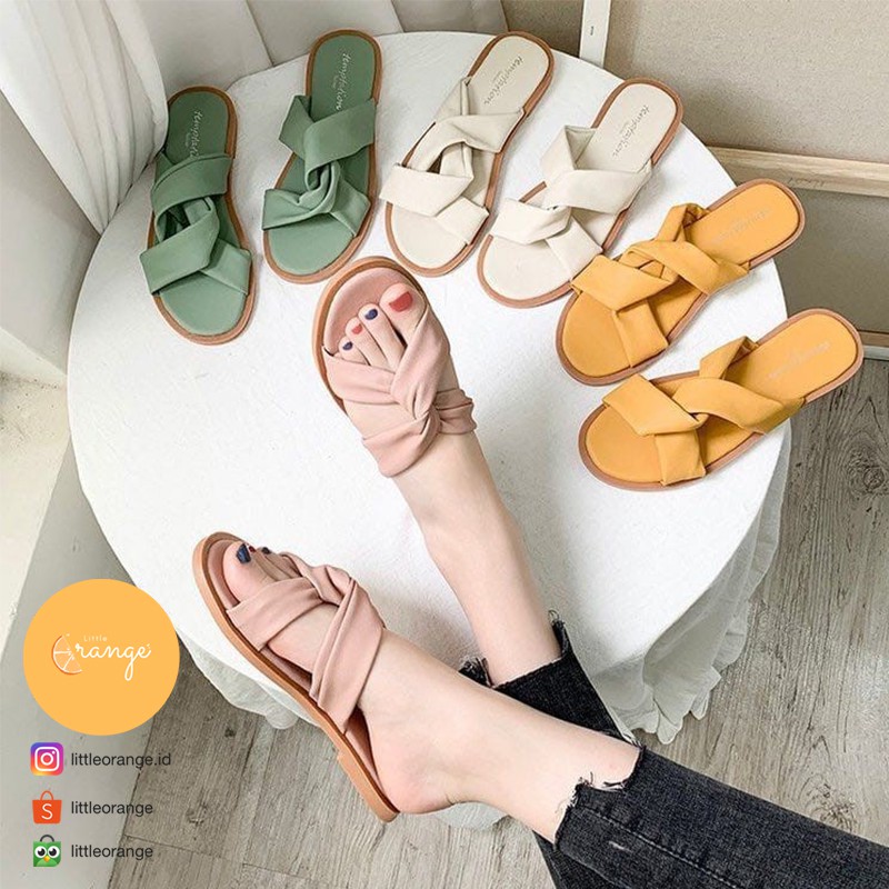 Yui Sandals
