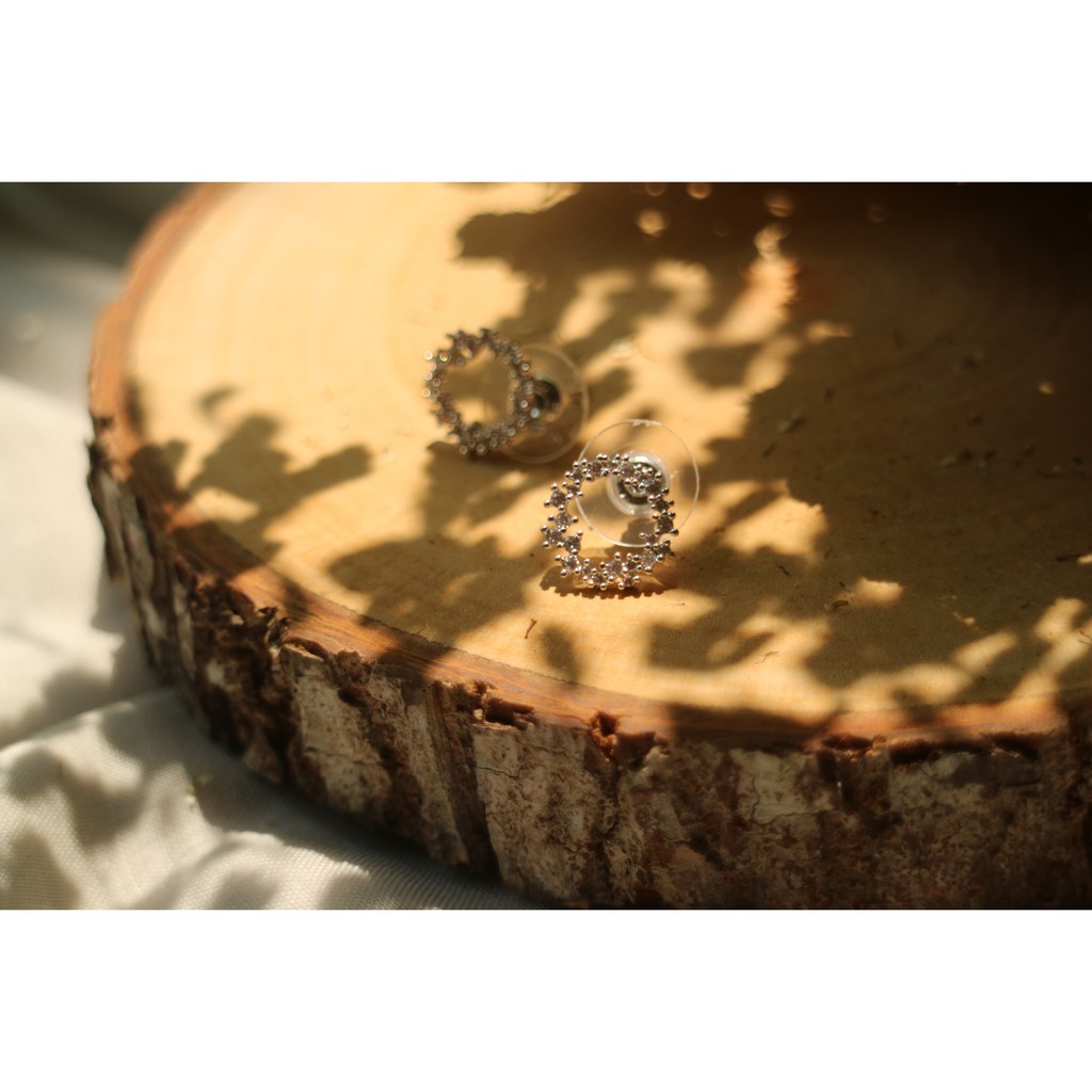 Agnia Earrings