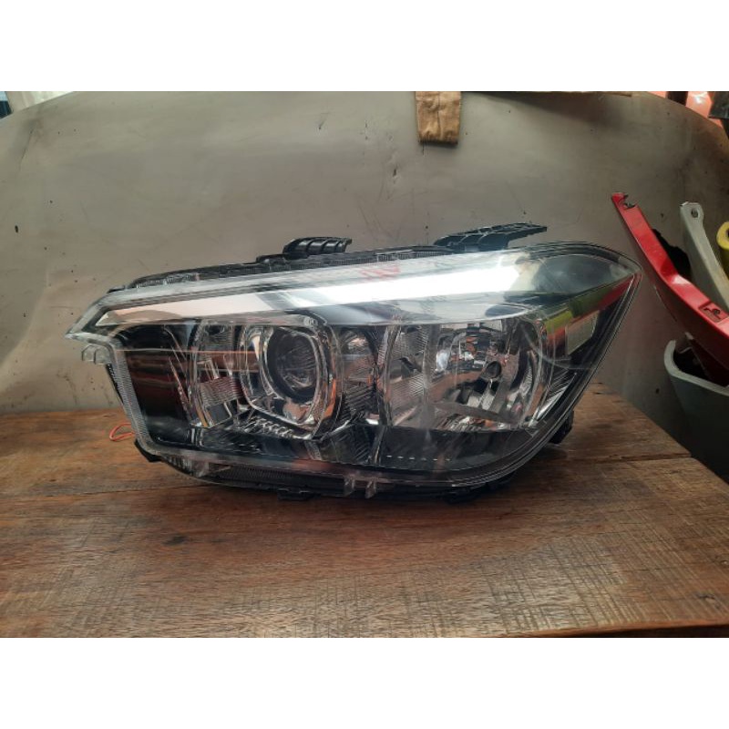 HEADLAMP/LAMPU DEPAN WULING CONFERO S 2018