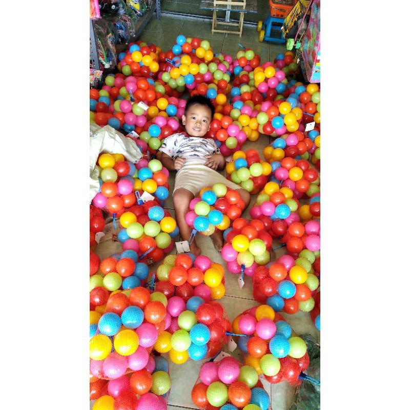 bola / mandi bola