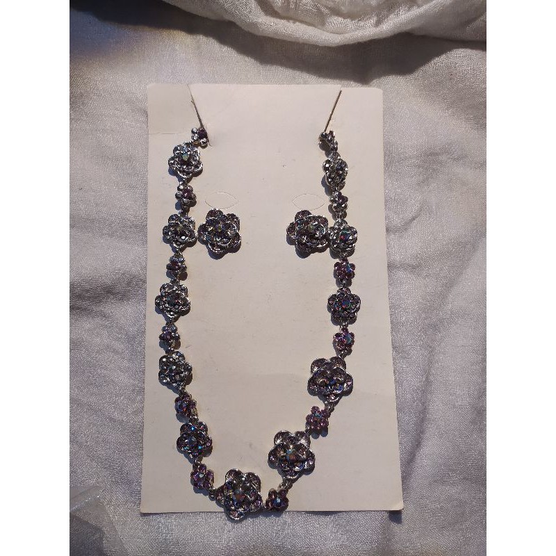kalung + anting satu set